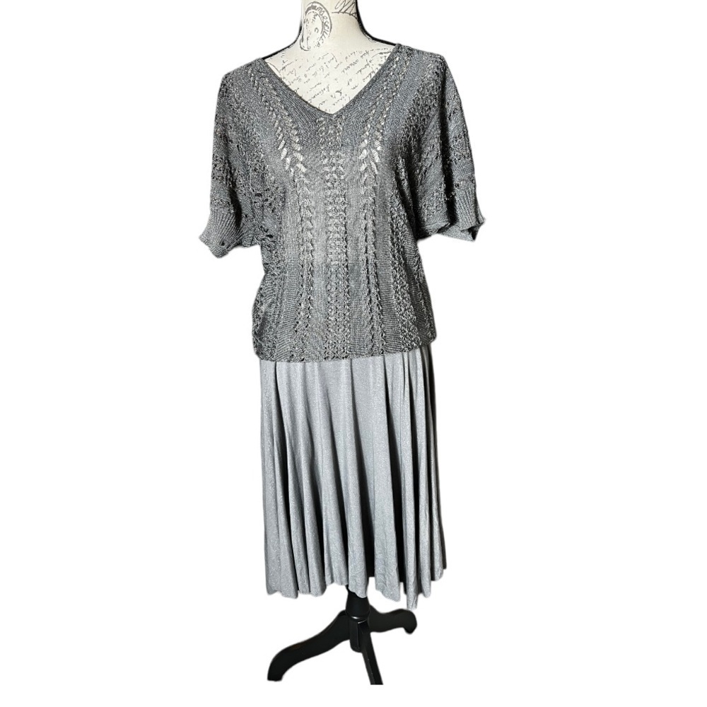 The Limited festive two piece set size large